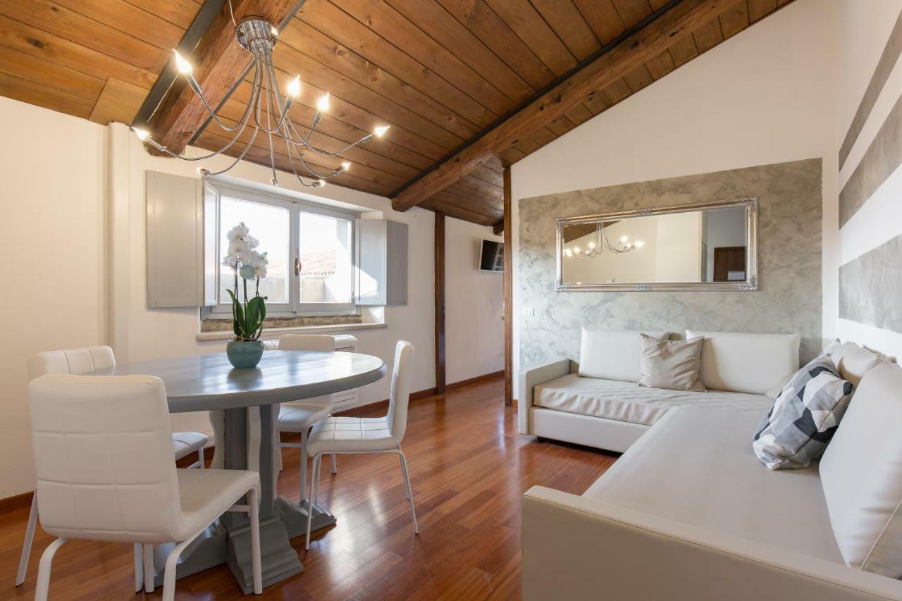 Castelvecchio - Palazzo Canossa Apartment *